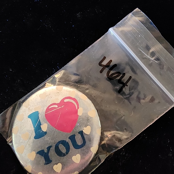 Vintage button pin bundle - Picture 3 of 5